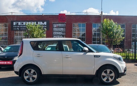 KIA Soul II рестайлинг, 2017 год, 1 599 000 рублей, 8 фотография