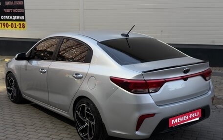 KIA Rio IV, 2018 год, 1 650 000 рублей, 3 фотография