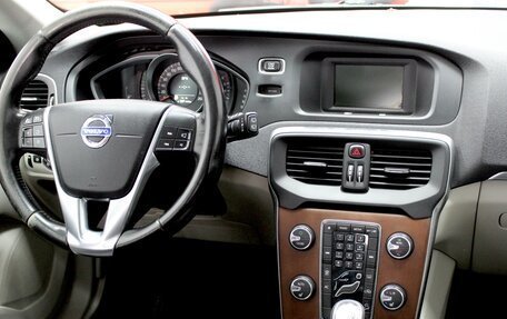 Volvo V40 Cross Country I, 2013 год, 777 000 рублей, 8 фотография