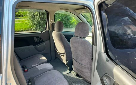 Toyota FunCargo, 2000 год, 349 999 рублей, 13 фотография