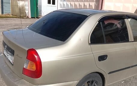 Hyundai Accent II, 2004 год, 290 000 рублей, 3 фотография