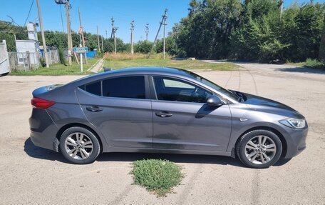 Hyundai Elantra VI рестайлинг, 2017 год, 1 250 000 рублей, 3 фотография