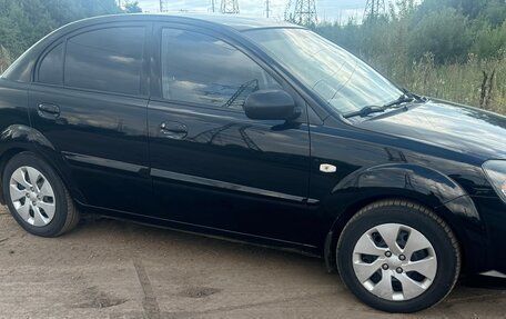 KIA Rio II, 2010 год, 445 000 рублей, 2 фотография