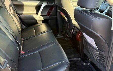 Toyota Land Cruiser Prado 150 рестайлинг 2, 2014 год, 4 000 000 рублей, 11 фотография