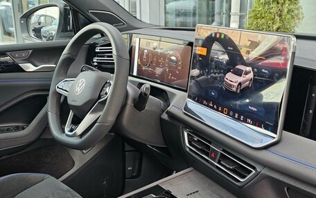 Volkswagen Tiguan, 2026 год, 4 950 000 рублей, 24 фотография