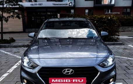 Hyundai Solaris II рестайлинг, 2019 год, 1 040 000 рублей, 3 фотография