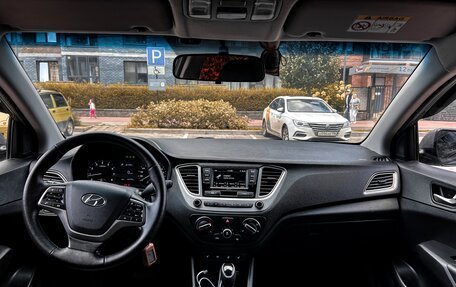 Hyundai Solaris II рестайлинг, 2019 год, 1 040 000 рублей, 20 фотография
