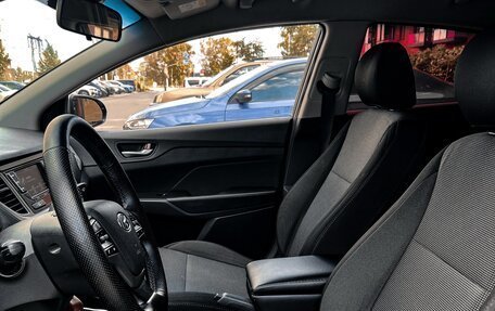 Hyundai Solaris II рестайлинг, 2019 год, 1 040 000 рублей, 18 фотография