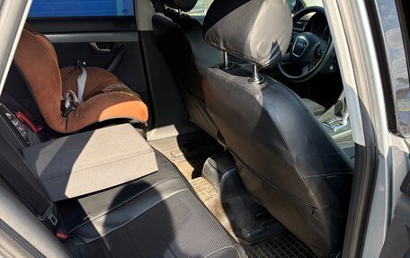 Audi A4, 2005 год, 700 000 рублей, 11 фотография