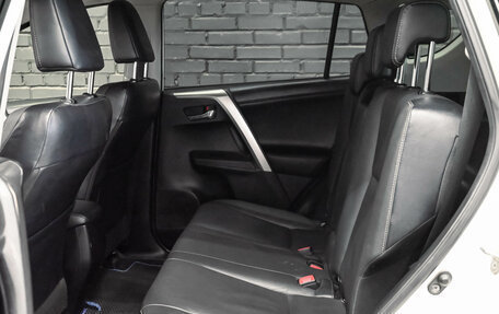Toyota RAV4, 2015 год, 1 980 000 рублей, 20 фотография