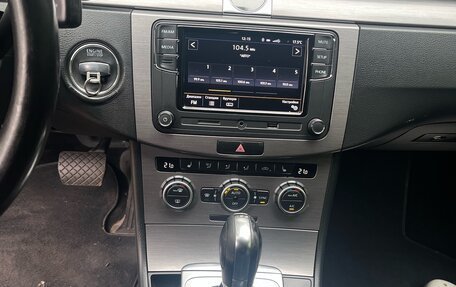 Volkswagen Passat B7, 2012 год, 1 100 000 рублей, 21 фотография