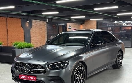 Mercedes-Benz E-Класс, 2022 год, 4 270 000 рублей, 1 фотография