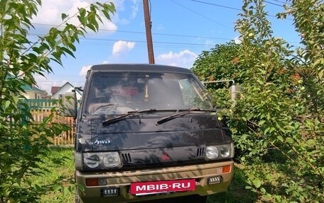 Mitsubishi Delica III, 1993 год, 650 000 рублей, 6 фотография