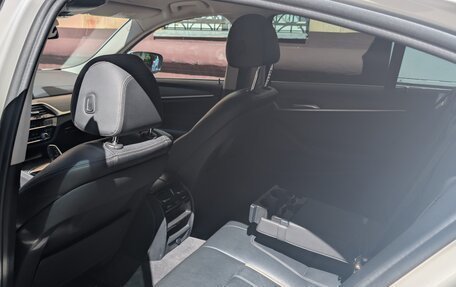 BMW 5 серия, 2018 год, 2 950 000 рублей, 12 фотография
