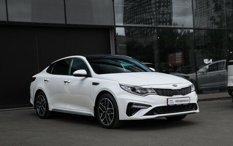 KIA Optima IV, 2018 год, 2 600 000 рублей, 3 фотография