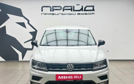 Volkswagen Tiguan II, 2019 год, 2 565 000 рублей, 2 фотография