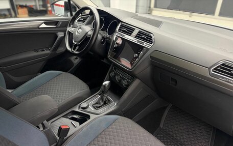 Volkswagen Tiguan II, 2019 год, 2 565 000 рублей, 20 фотография