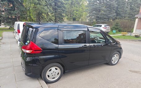 Honda Freed II, 2019 год, 1 680 000 рублей, 3 фотография