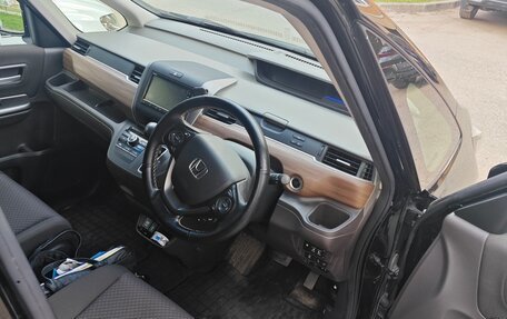 Honda Freed II, 2019 год, 1 680 000 рублей, 5 фотография
