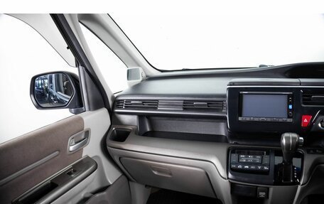 Honda Stepwgn IV, 2015 год, 1 649 000 рублей, 11 фотография