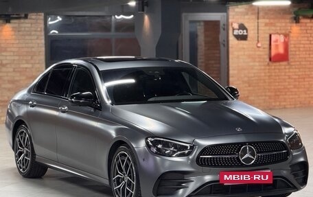 Mercedes-Benz E-Класс, 2022 год, 4 270 000 рублей, 3 фотография