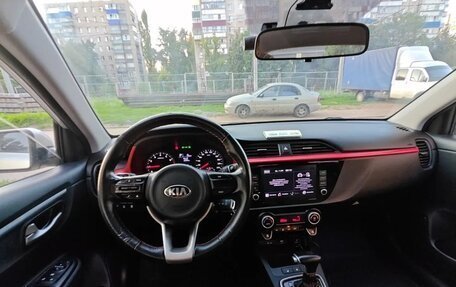 KIA Rio IV, 2021 год, 1 640 000 рублей, 10 фотография