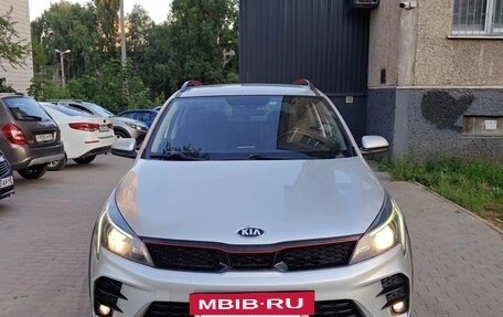KIA Rio IV, 2021 год, 1 640 000 рублей, 2 фотография