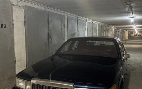 Lincoln Town Car II, 1990 год, 1 200 000 рублей, 4 фотография