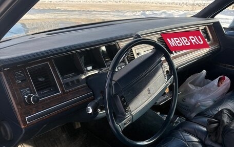 Lincoln Town Car II, 1990 год, 1 200 000 рублей, 17 фотография
