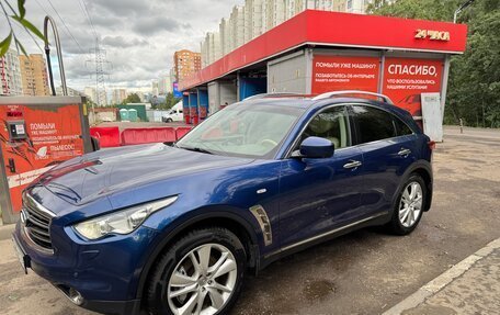 Infiniti QX70, 2014 год, 2 000 000 рублей, 8 фотография