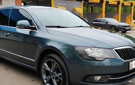 Skoda Superb III рестайлинг, 2014 год, 1 040 000 рублей, 3 фотография