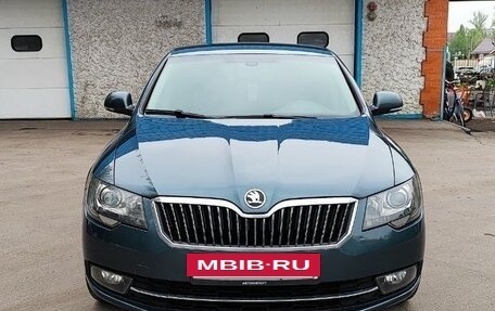 Skoda Superb III рестайлинг, 2014 год, 1 040 000 рублей, 2 фотография