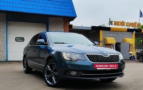 Skoda Superb III рестайлинг, 2014 год, 1 040 000 рублей, 6 фотография