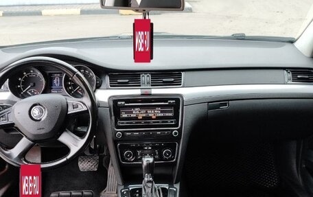 Skoda Superb III рестайлинг, 2014 год, 1 040 000 рублей, 15 фотография