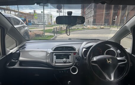 Honda Fit III, 2010 год, 620 000 рублей, 1 фотография