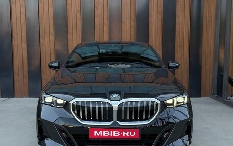 BMW 5 серия, 2025 год, 8 300 000 рублей, 1 фотография