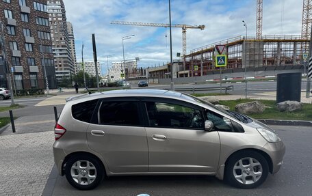 Honda Fit III, 2010 год, 620 000 рублей, 11 фотография