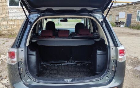 Mitsubishi Outlander III рестайлинг 3, 2013 год, 1 430 000 рублей, 6 фотография