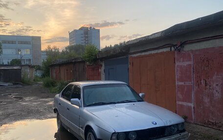 BMW 5 серия, 1990 год, 99 999 рублей, 4 фотография