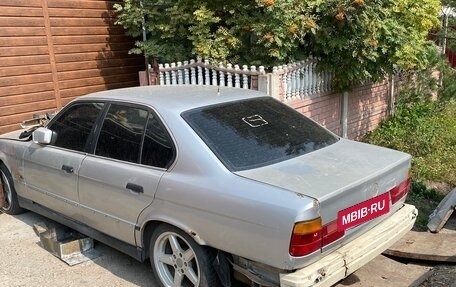 BMW 5 серия, 1990 год, 99 999 рублей, 2 фотография