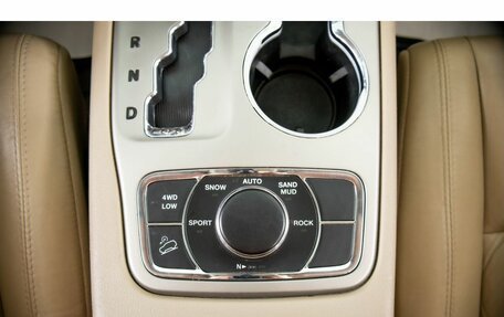 Jeep Grand Cherokee, 2012 год, 1 599 000 рублей, 21 фотография