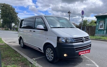 Volkswagen Transporter T5 рестайлинг, 2014 год, 1 900 000 рублей, 4 фотография