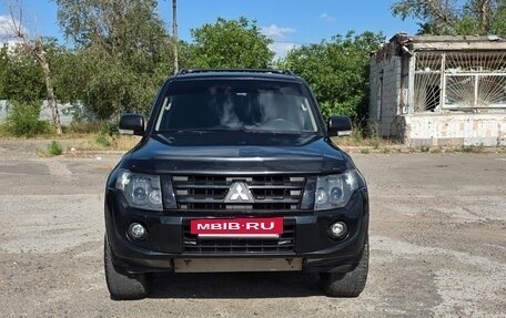 Mitsubishi Pajero IV, 2012 год, 2 300 000 рублей, 2 фотография