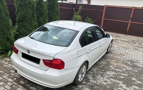 BMW 3 серия, 2010 год, 1 200 000 рублей, 14 фотография