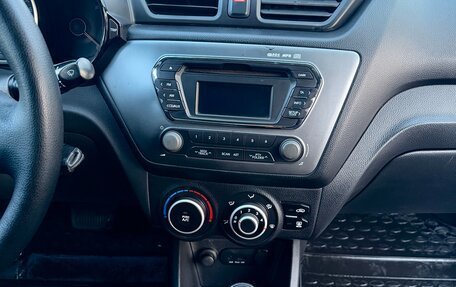 KIA Rio III рестайлинг, 2013 год, 785 000 рублей, 12 фотография