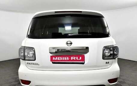 Nissan Patrol, 2010 год, 1 850 000 рублей, 9 фотография
