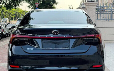Toyota Avalon, 2025 год, 3 950 000 рублей, 3 фотография