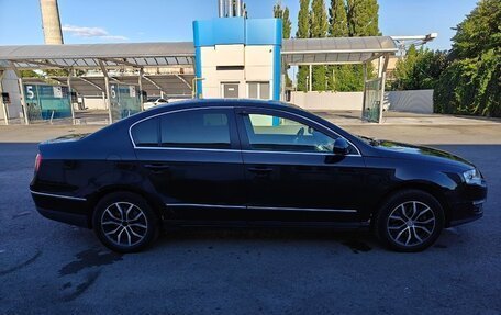 Volkswagen Passat B6, 2008 год, 525 000 рублей, 2 фотография