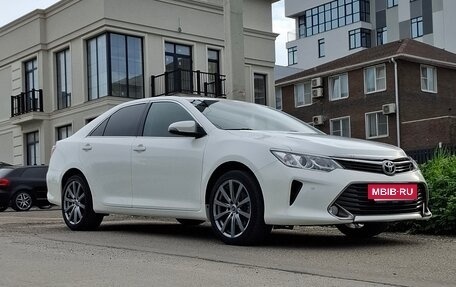 Toyota Camry, 2015 год, 2 100 000 рублей, 4 фотография