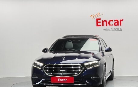Mercedes-Benz E-Класс, 2024 год, 8 350 000 рублей, 2 фотография